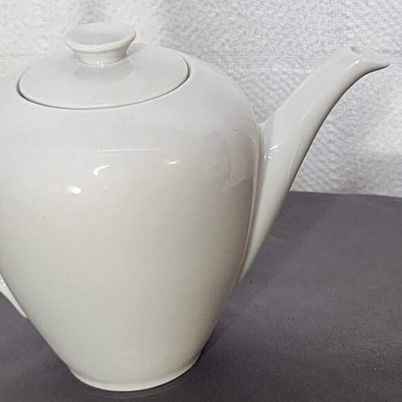 R KPM Krister Germany White Pattern KPM132 Porcelain Coffee Pot 1952-1965 MCMod - Picture 4 of 16